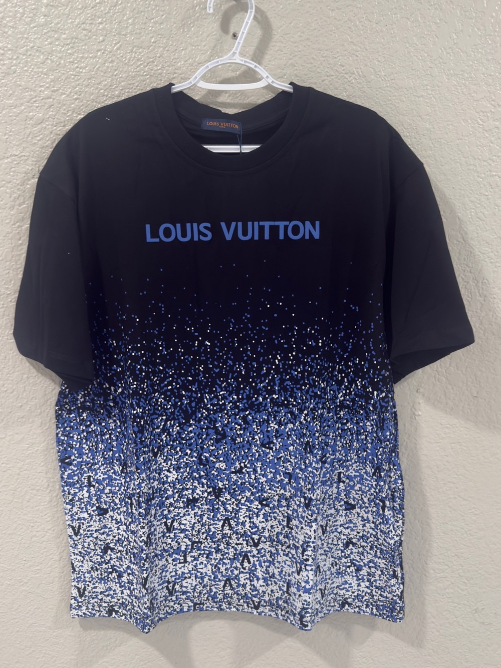 Louis Vuitton Black & Blue Gradient Speckle men’s Tee by